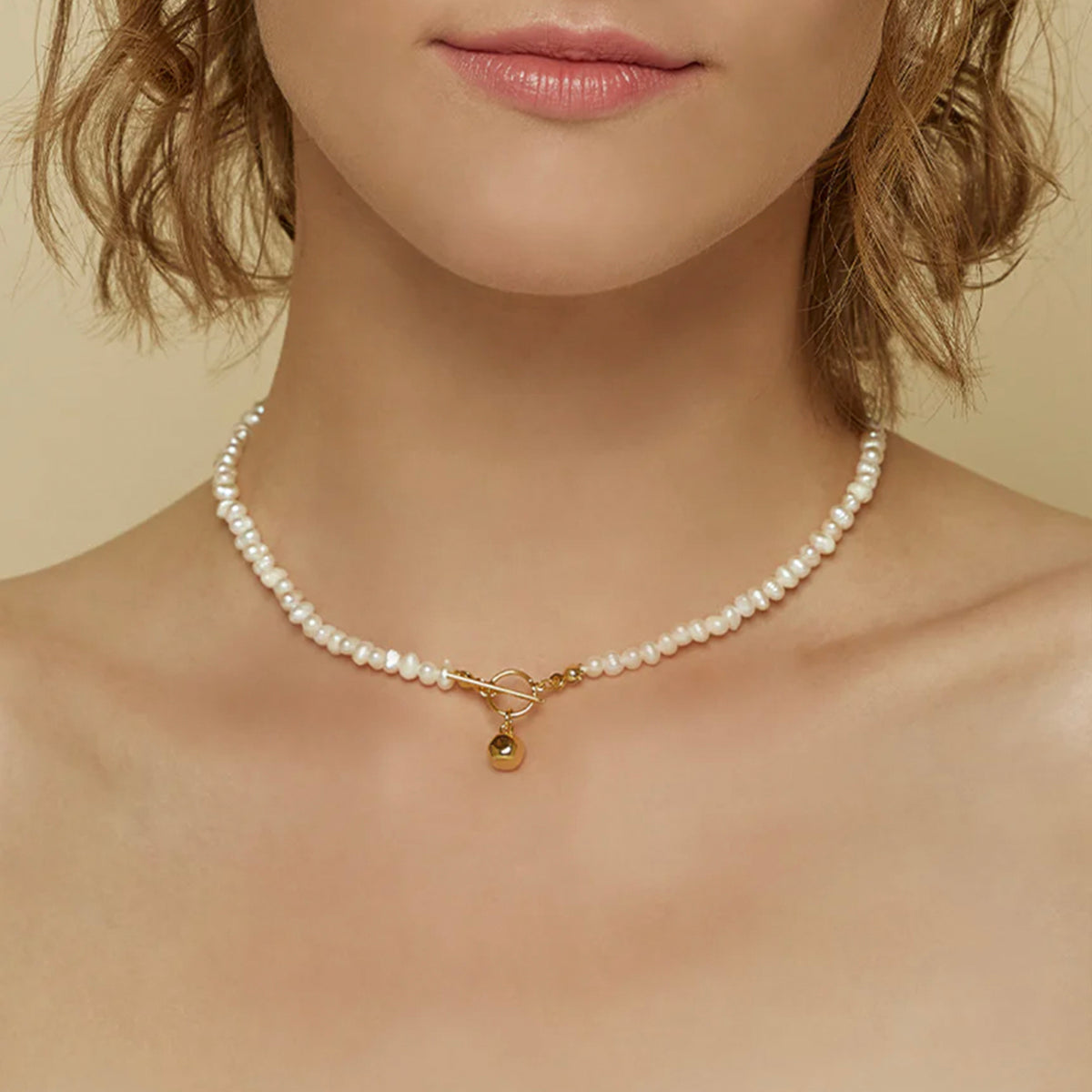 Elena Pearl Choker - Minimal Dainty Classic Golden Clasp Pearl Necklace