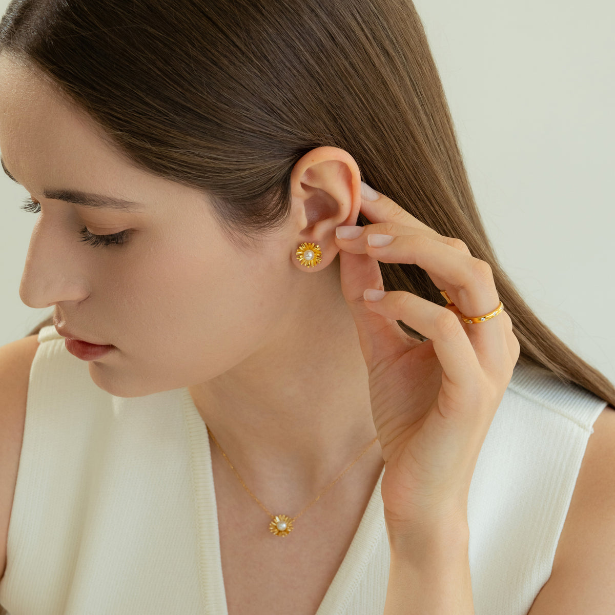FLORA TIER EARRING GLD PRL main image 1