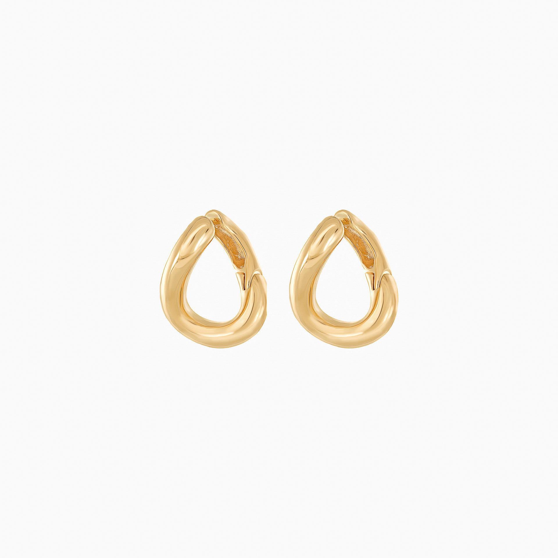 Chase Earrings – Bearfruit Jewelry