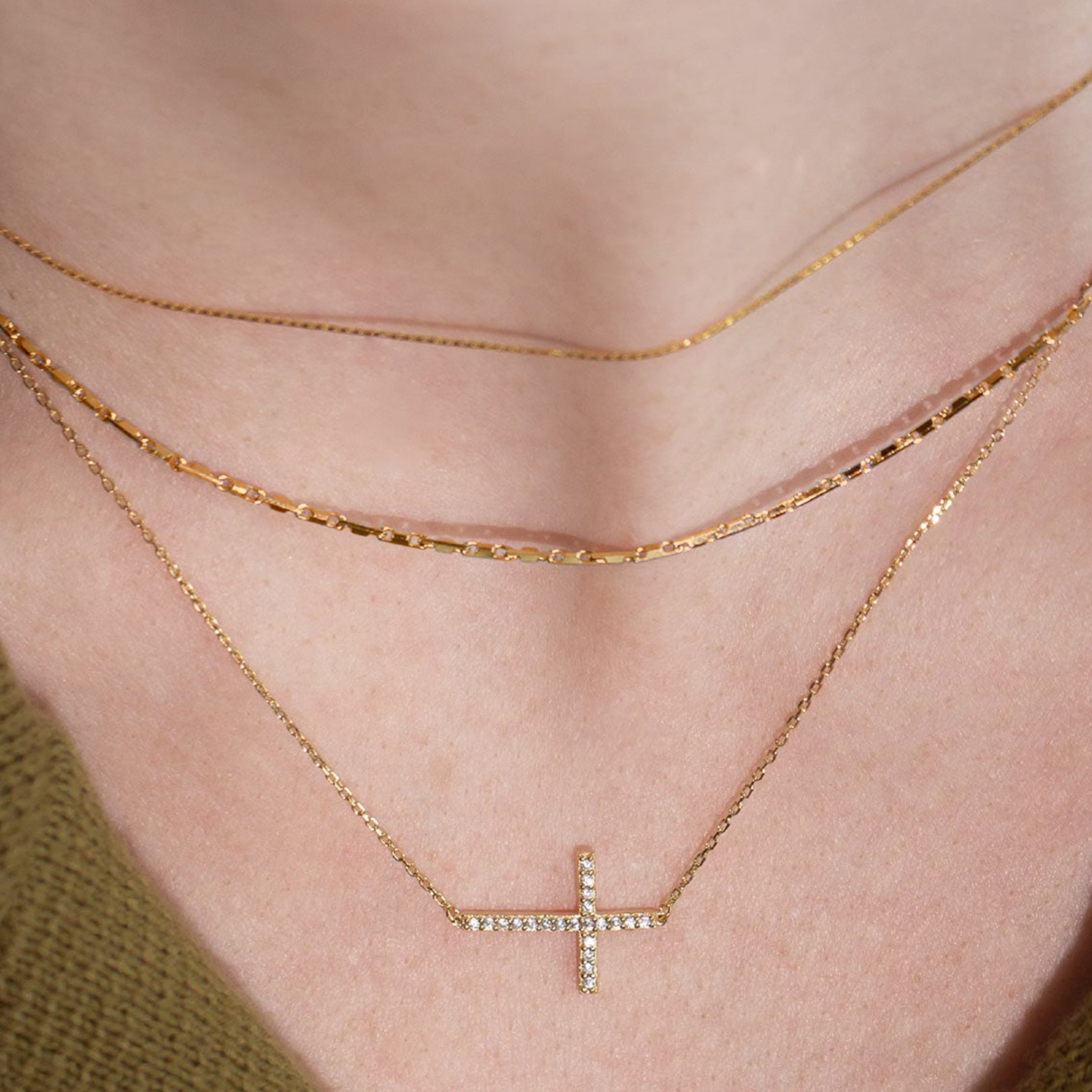 Horizontal Cross Necklace | Bearfruit Jewelry