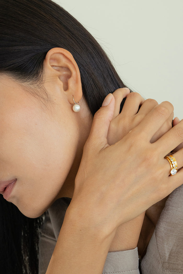 Lorelei Pearl Earrings