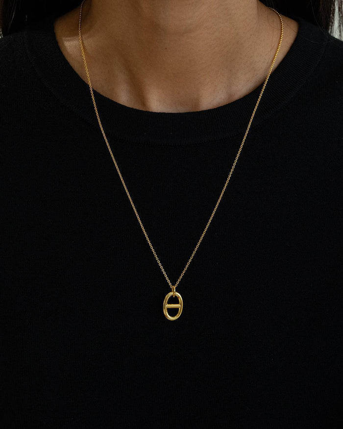 Erin Circle Necklace