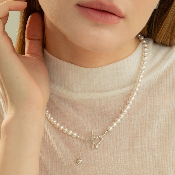 Amélie Pearl Heart Dangle Necklace