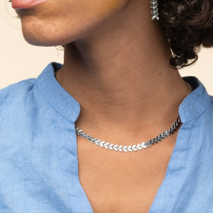 Elara Chevron Link Necklace