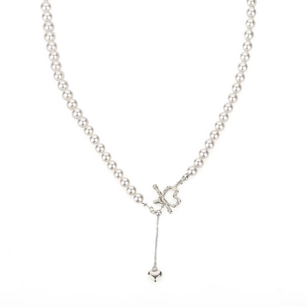 Amélie Pearl Heart Dangle Necklace