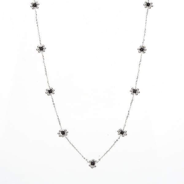 Dari Flower Necklace