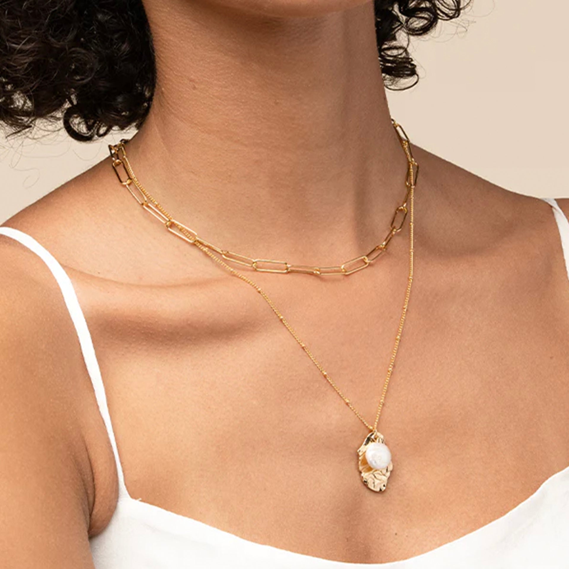 Donna Gold Chain with Charm Necklace | Ben-Amun Jewelry