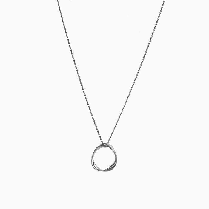 Marianne Circle Necklace