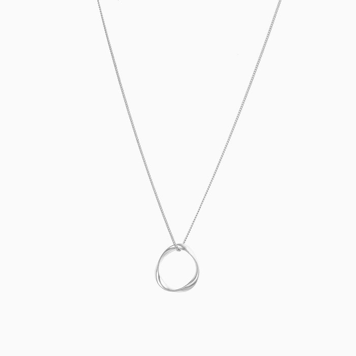 Marianne Circle Necklace