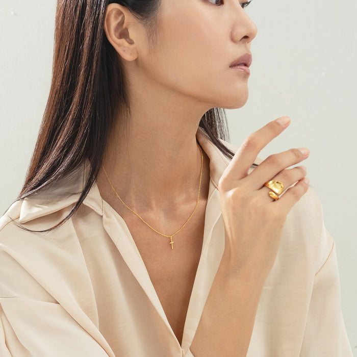 Marielle Mini Cross Necklace