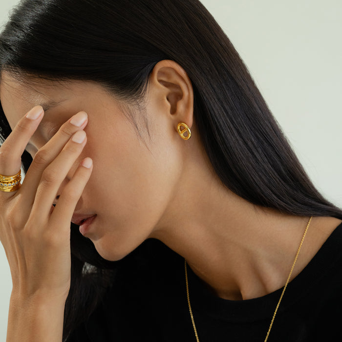 Erin Circle Stud Earrings