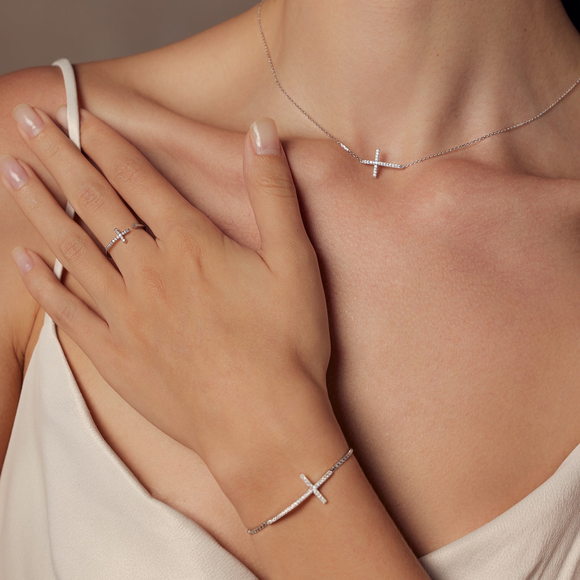 Cross Ring | Bearfruit Jewelry