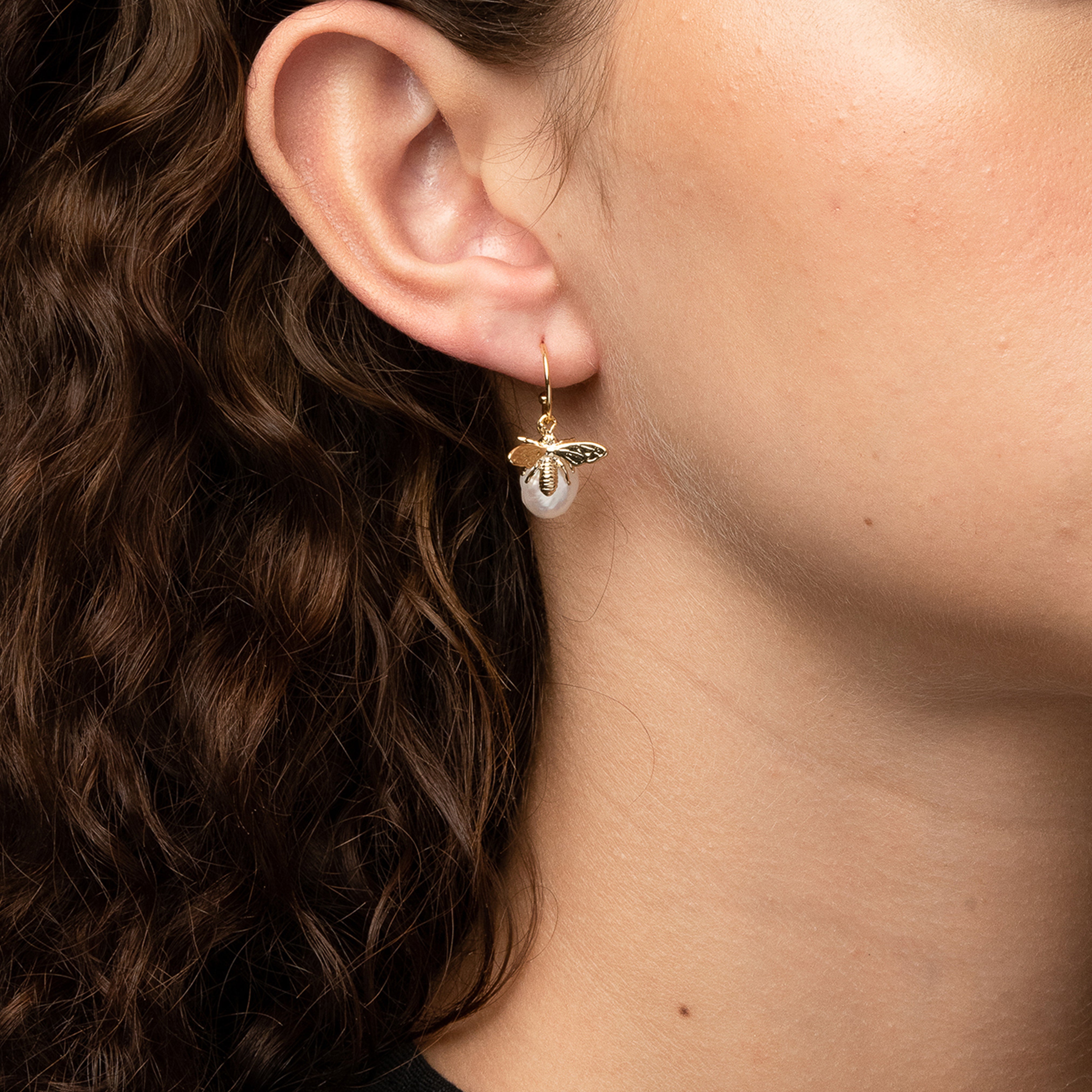 Bee Pearl Earrings – Bearfruit Jewelry