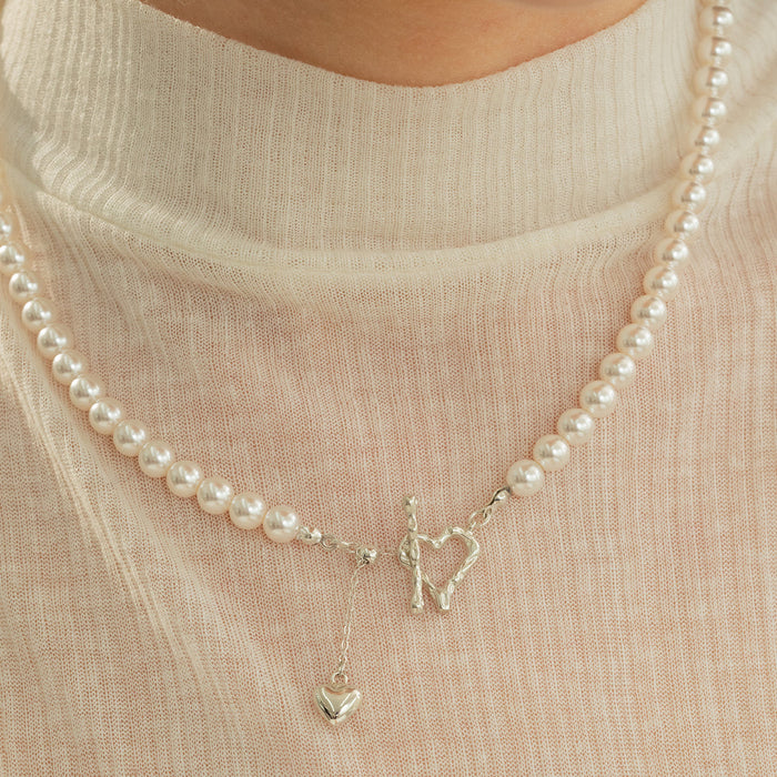 Amélie Pearl Heart Dangle Necklace