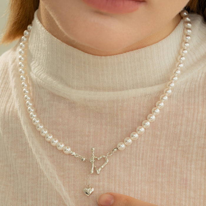 Amélie Pearl Heart Dangle Necklace